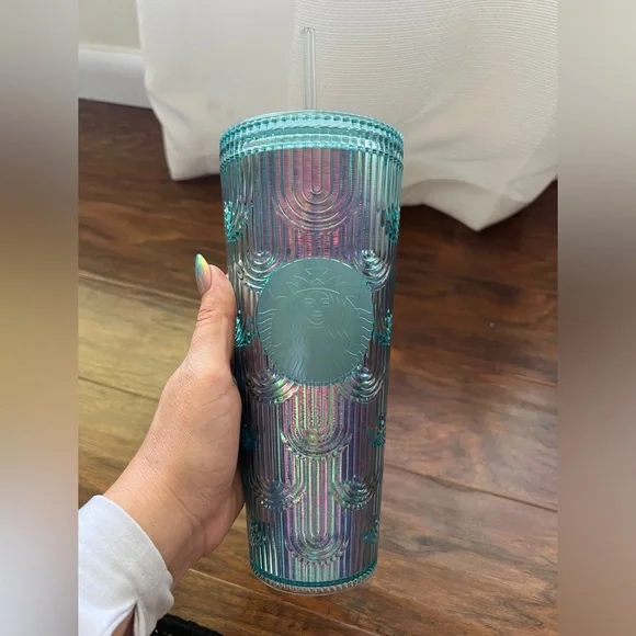 Clear metallic chameleon design large Starbucks cup - Picture 1 of 2